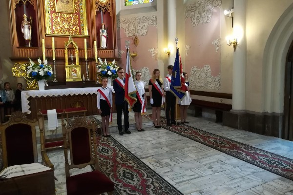 Uroczysta Msza święta na rozpoczęcie nowego Roku Szkolnego i Katechetycznego 2018/2019